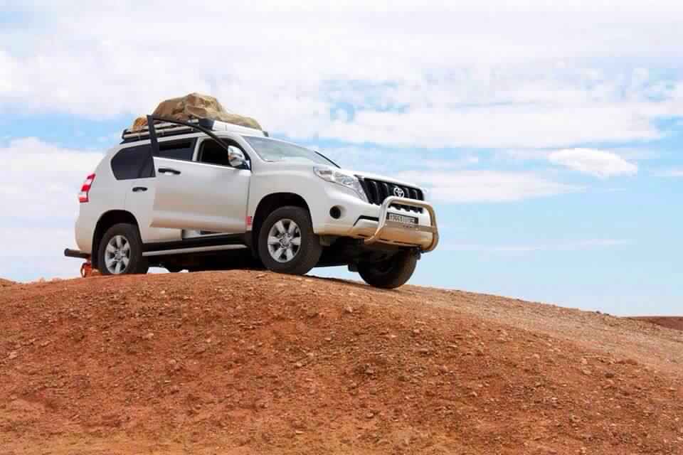 4wd-in-off-road-Morocco